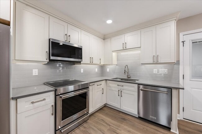 Building Photo - 4700 Walden Ct
