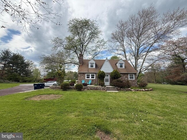 Building Photo - 507 Evansburg Rd