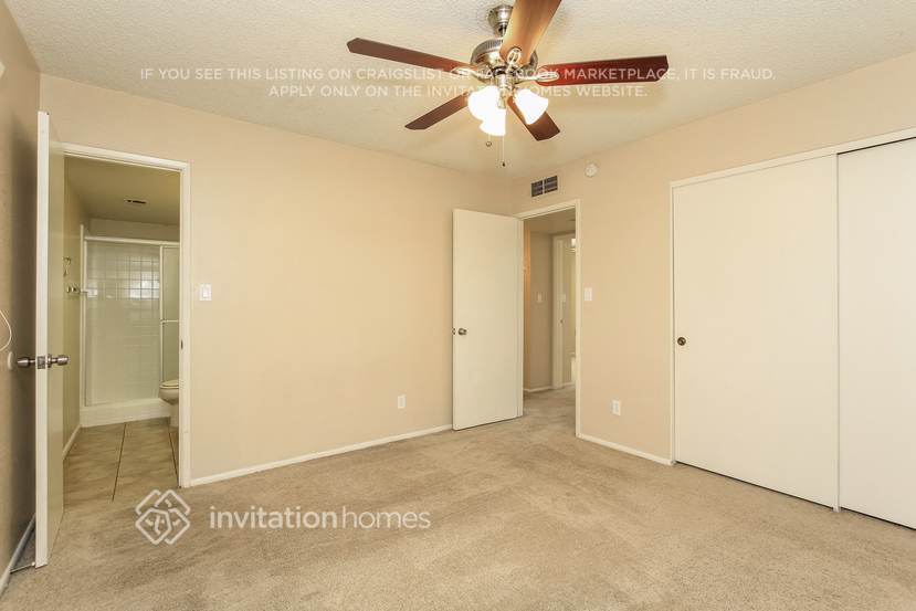Building Photo - 1408 W Piute Ave