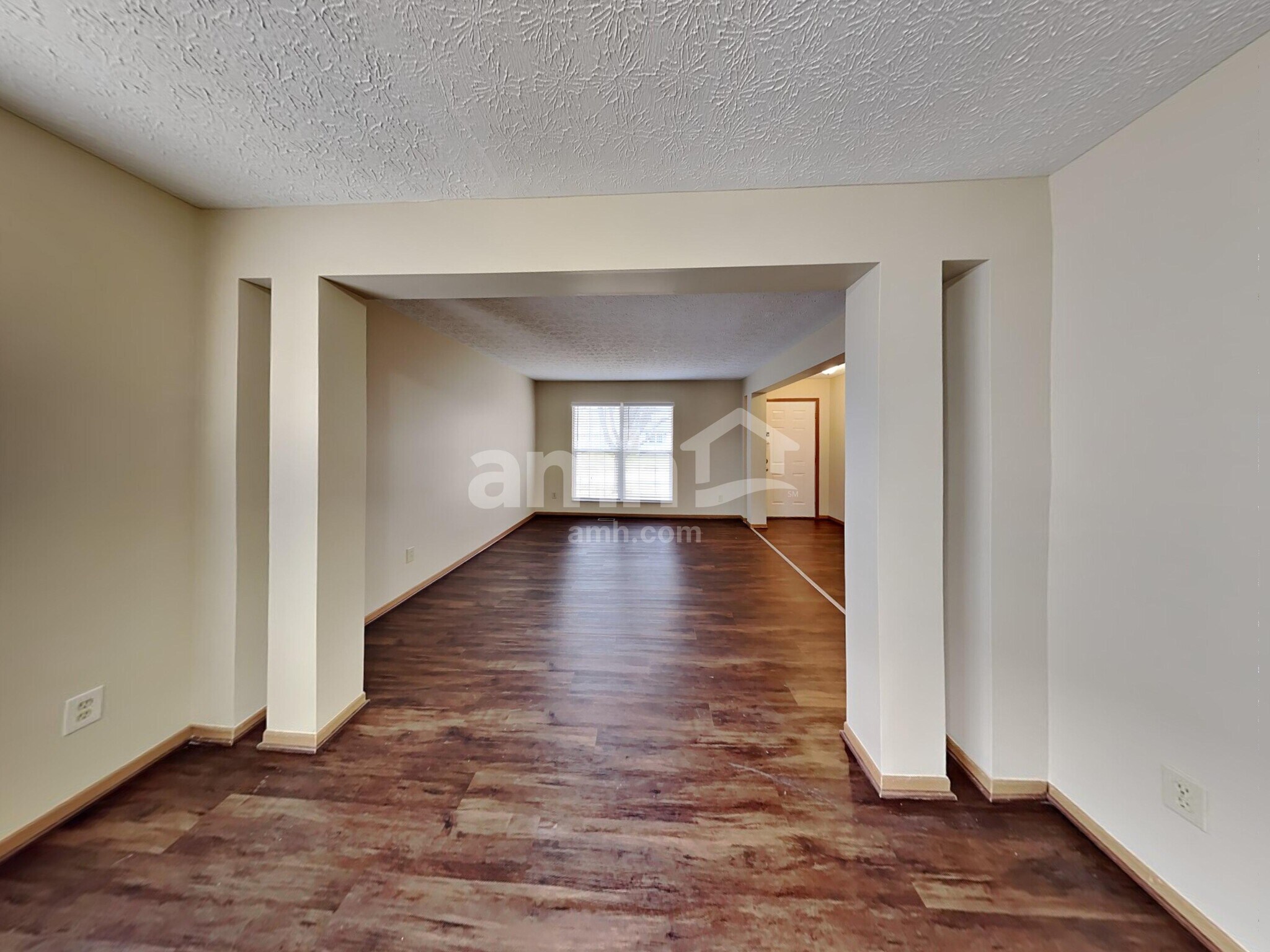 Building Photo - 5888 Gazelle Dr