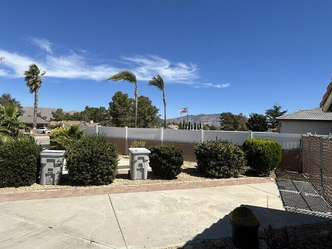 Building Photo - 7728 Paisley Ave