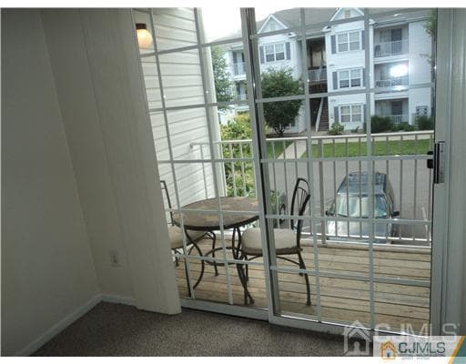Building Photo - 1725 Waterford Dr