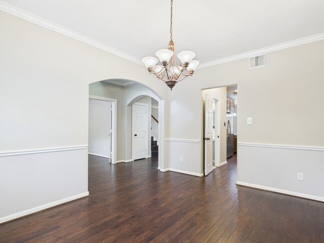 Building Photo - 5006 Fern Garden Ct