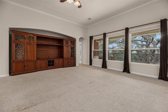 Building Photo - 2220 Comal Springs