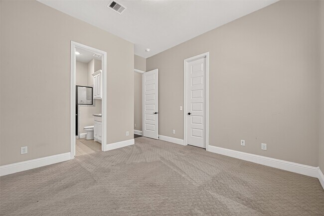 Building Photo - 10834 Poolman Pl