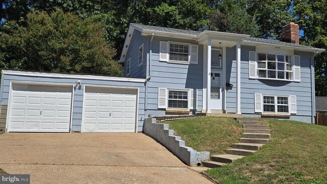Primary Photo - 3216 Berkley Ln