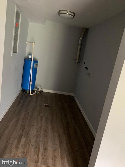 Building Photo - 7 Glade Dr