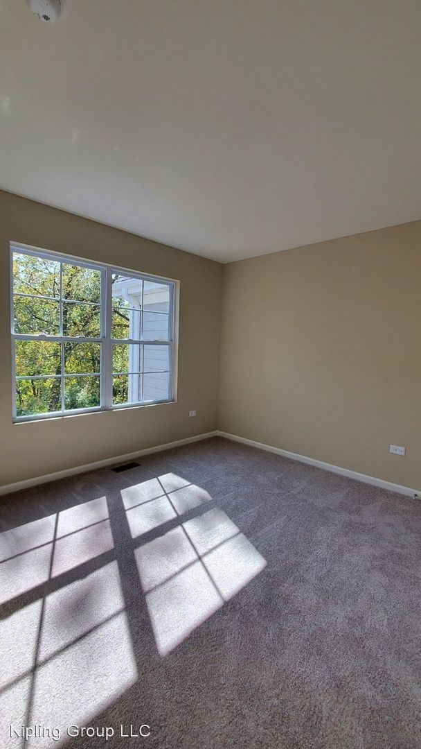 Building Photo - 2 br, 1.5 bath House - 352 Tall Tree Lane