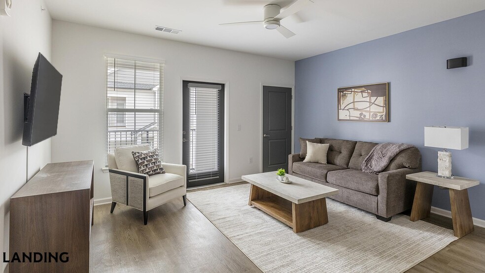 Building Photo - 560 Jack Clift Blvd