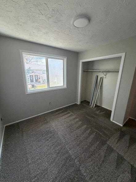 Building Photo - 740 Garfield St