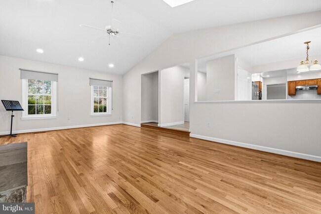 Building Photo - 7520 Royal Dominion Dr