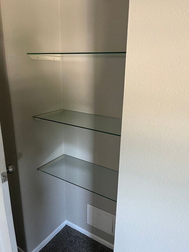 Building Photo - Beautiful 4bd 3bth Home Move In Ready!