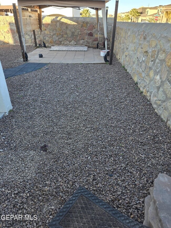 Building Photo - 13197 Hazy