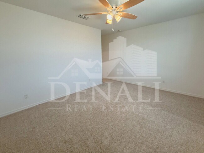 Building Photo - 11326 E Unger Ave