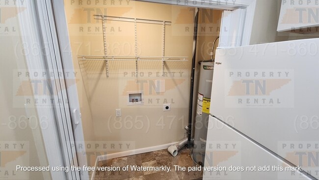 Building Photo - 1905 Dirl Ave