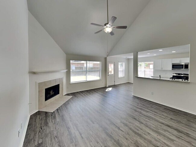 Building Photo - 6830 Atasca Creek Dr