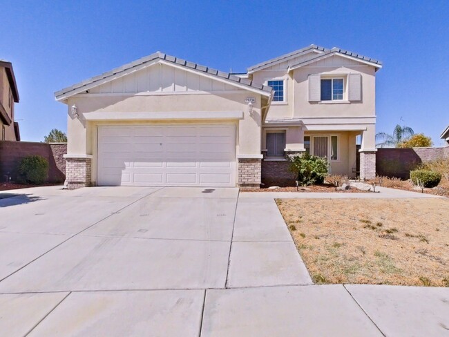 Building Photo - Charming 2-Story Home with Spectacular Views!