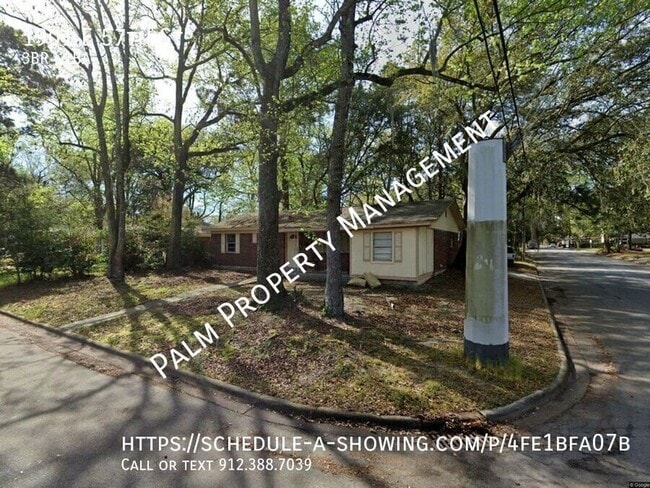 Building Photo - 1901 E 57th St