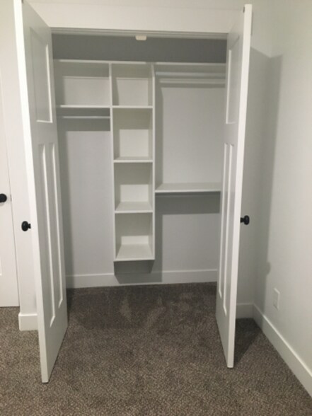 Building Photo - 542 E 300 N