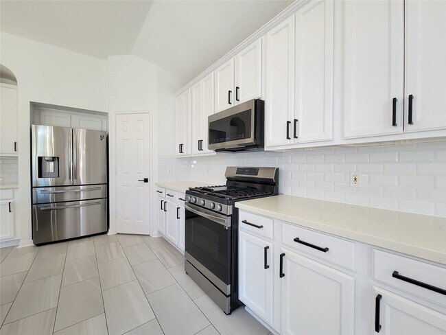 Building Photo - 8402 Major Blizzard Dr