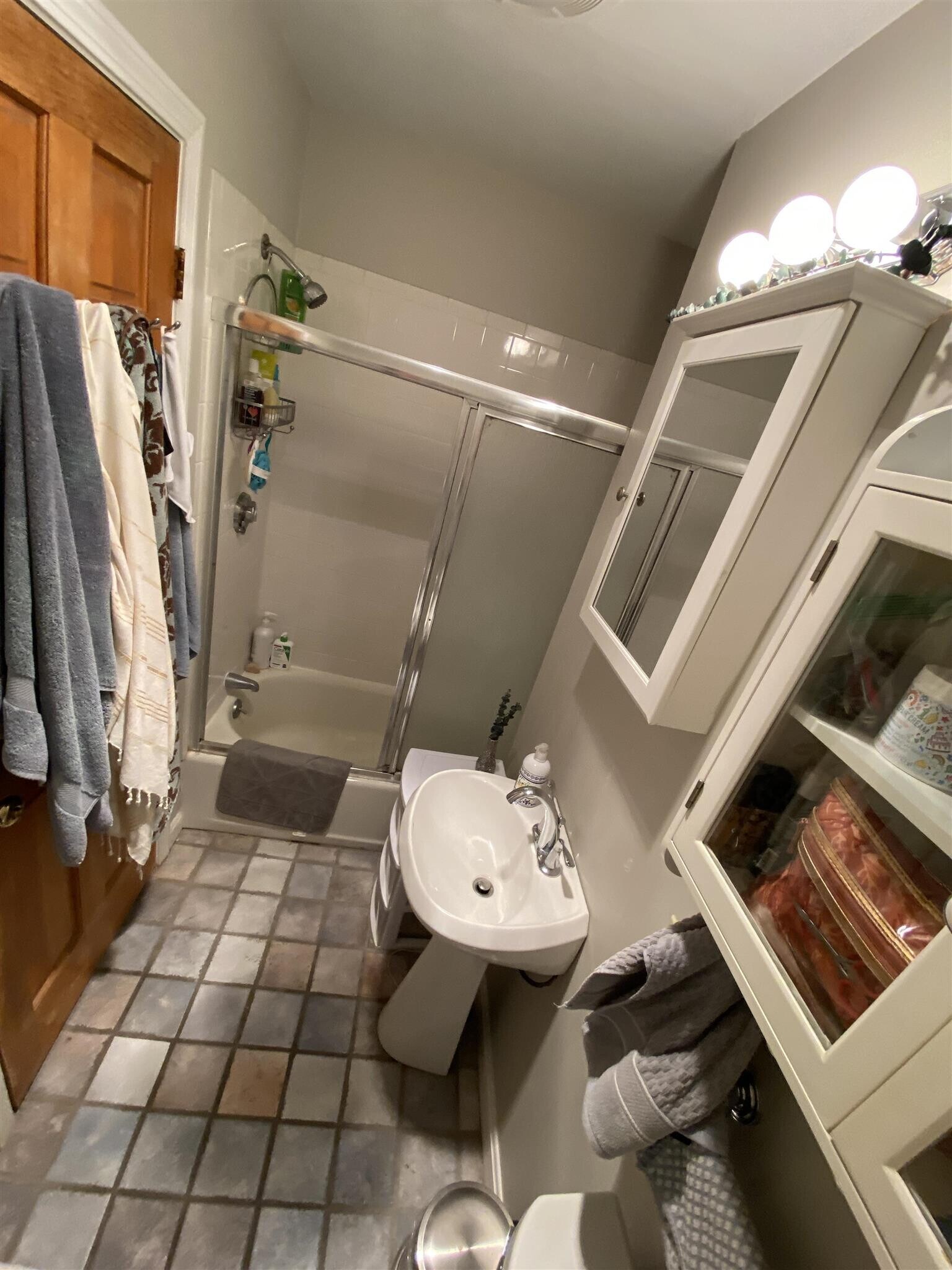 Building Photo - 350 Allston St