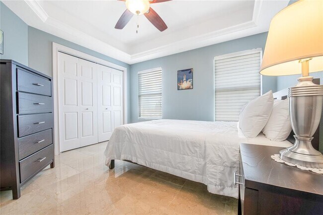 Building Photo - 15 Somerset St