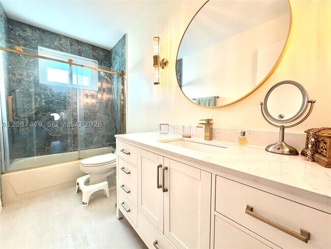 Building Photo - 4631 SW 154th Ct