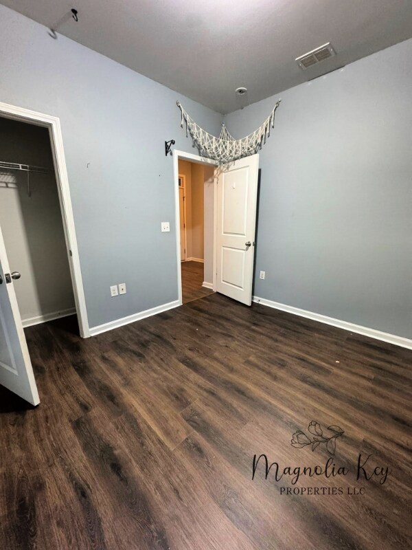 Building Photo - 599 Hay Hill Ln