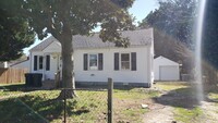 Building Photo - Super convenient to Langley AFB