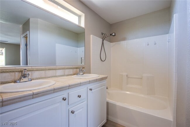 Building Photo - 5863 W Baroque Gold Ct