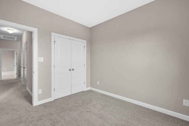Building Photo - 253 Shallowbag Bay Ln
