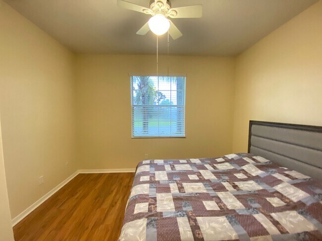 Building Photo - 2555 Carrickton Cir
