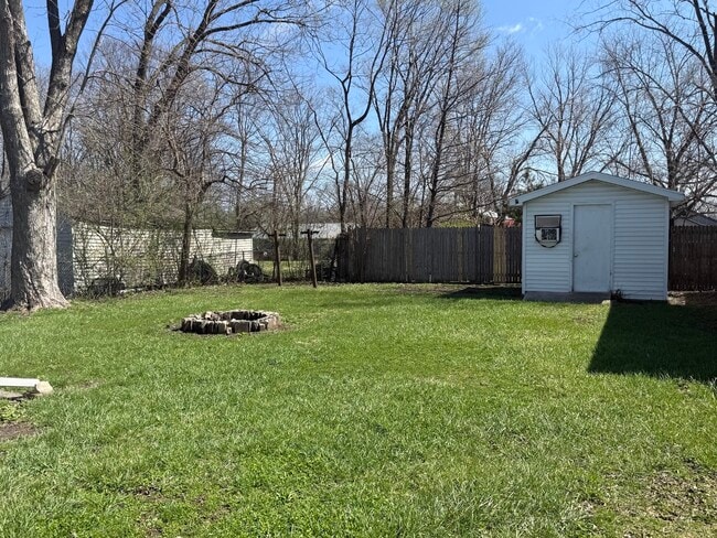 Building Photo - 1504 S Ottawa St