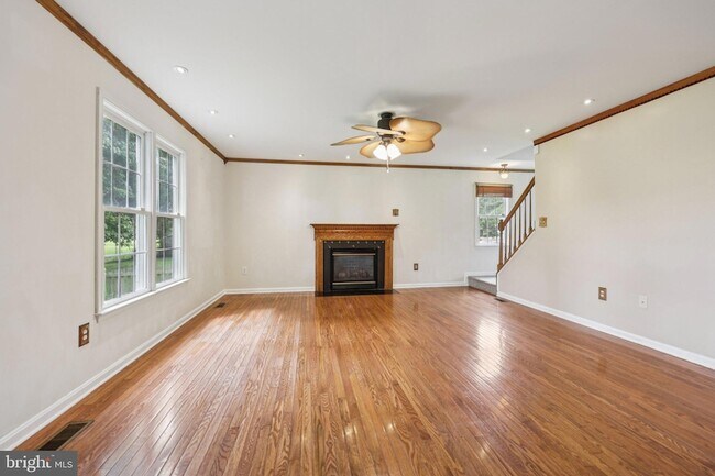 Building Photo - 11607 River Meadows Way