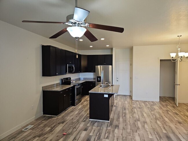 Building Photo - 14912 S Thunder Horse Ln