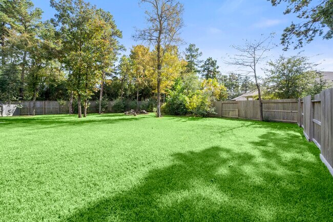 Building Photo - 104 Winged Elm Ct