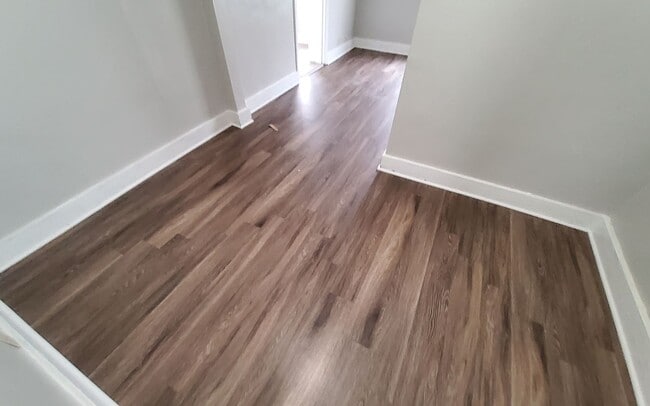 Building Photo - 1895 S Lauderdale St