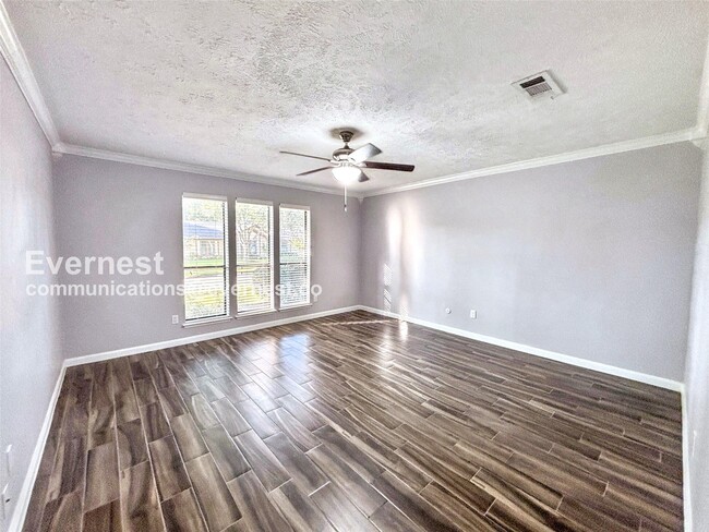 Building Photo - 21418 Park Brook Dr