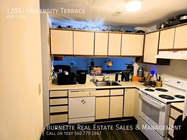 Building Photo - 1208J University Terrace-