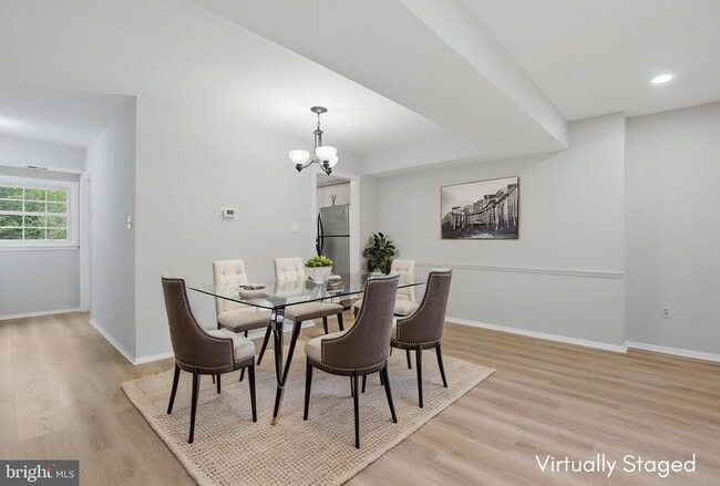 Building Photo - 7739 Tiverton Dr