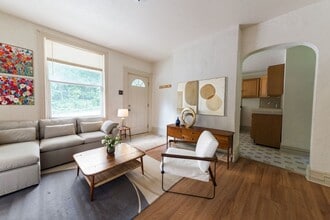 Building Photo - 385 Woodruff St