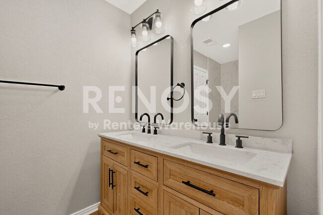 Building Photo - Refreshed Allen Home MOVE IN READY with ******one month Rent Concession*****