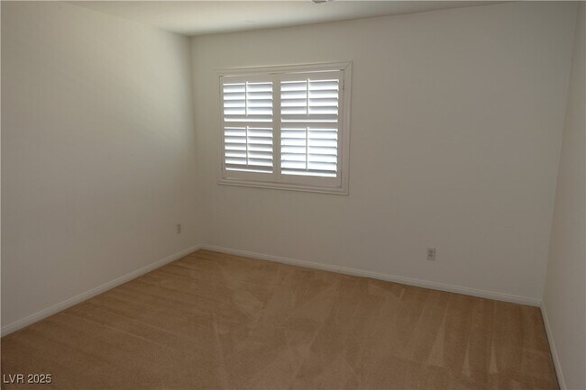 Building Photo - 3659 Bufflehead St