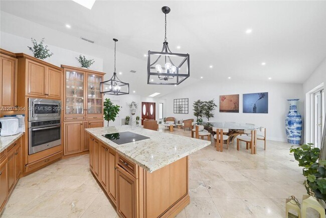 Building Photo - 12715 SW 96th Terrace