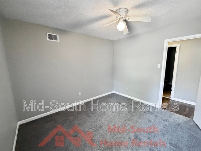 Building Photo - 3080 Argot Ave