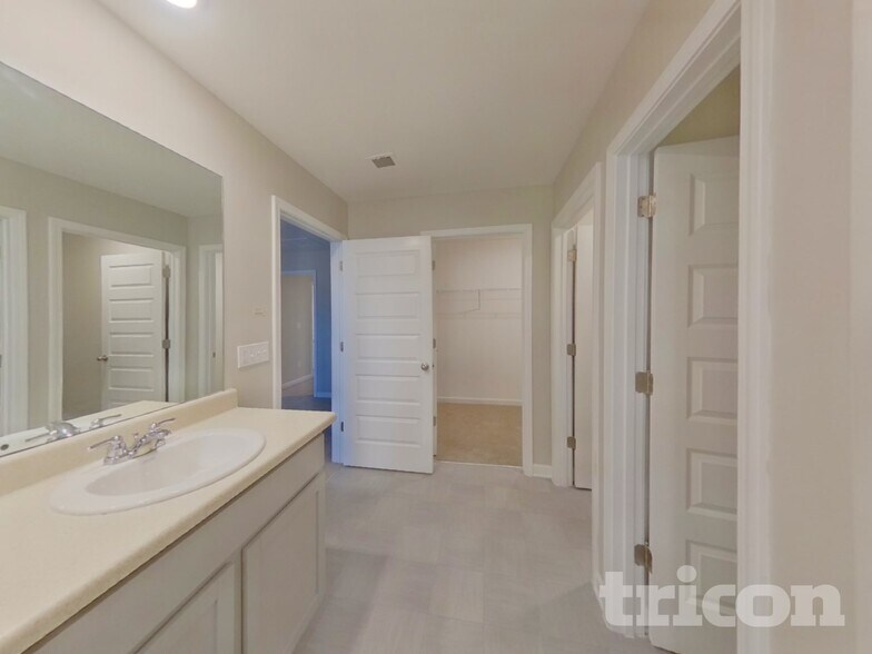 Building Photo - 1508 Denver Way