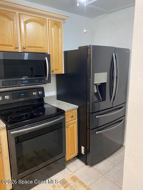 Building Photo - 1475 Malibu Cir NE