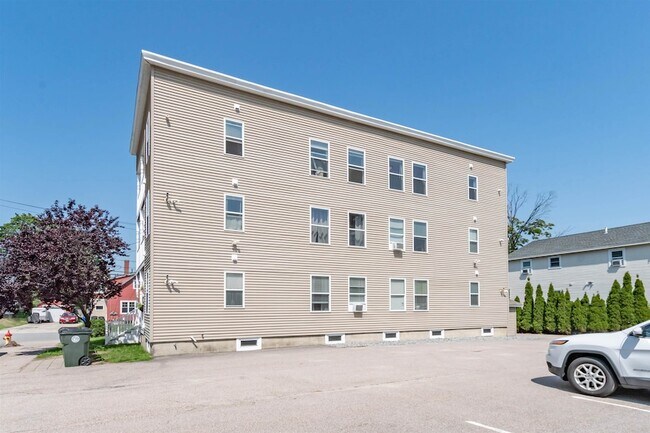 Building Photo - 105 Taylor St
