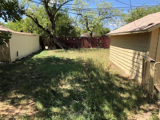 Building Photo - 824 Beech St