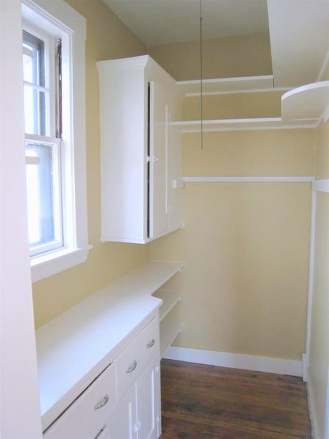 Building Photo - 168 Norfolk St